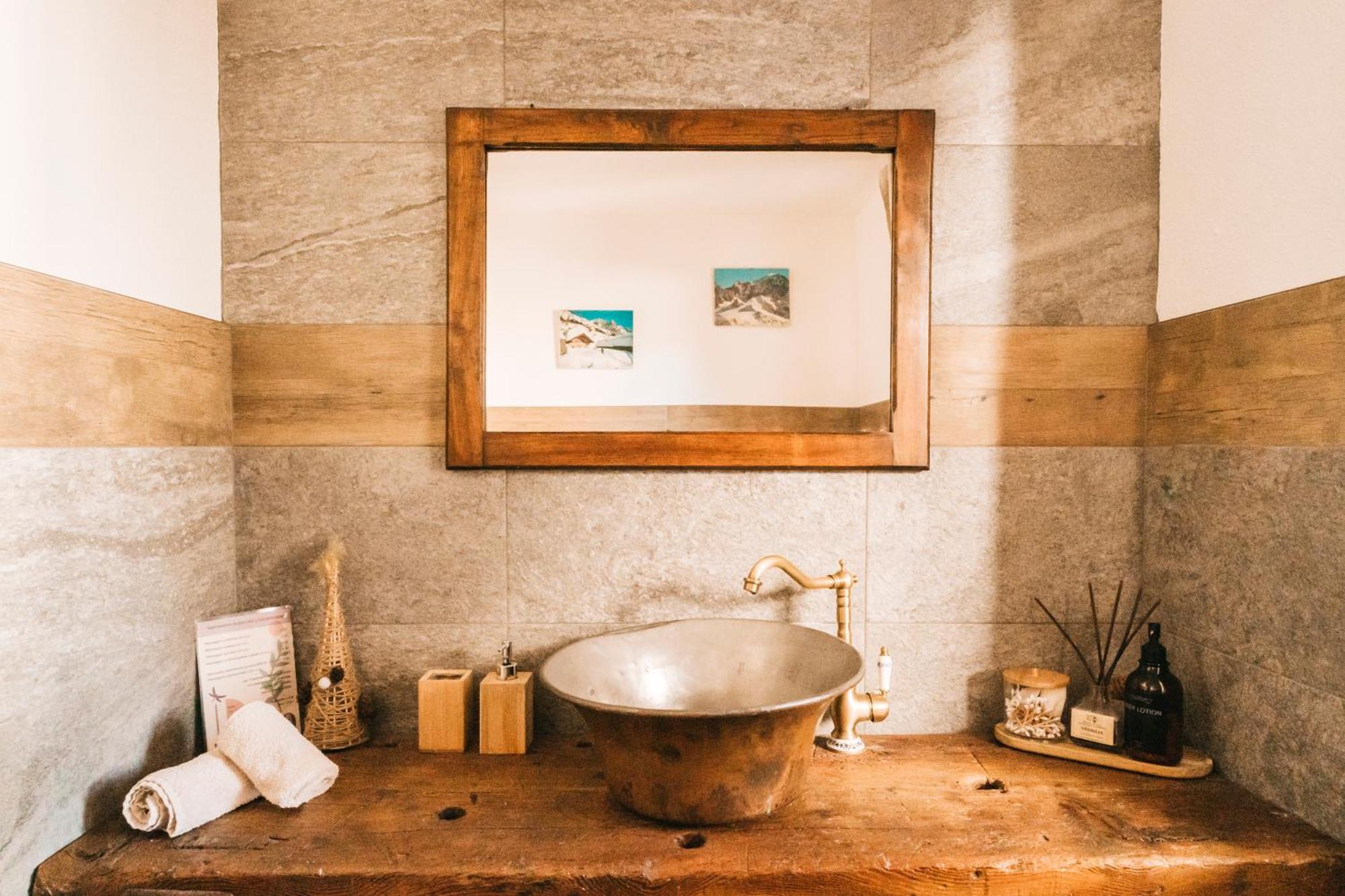 Le Chalet Du Village Chambave 外观 照片