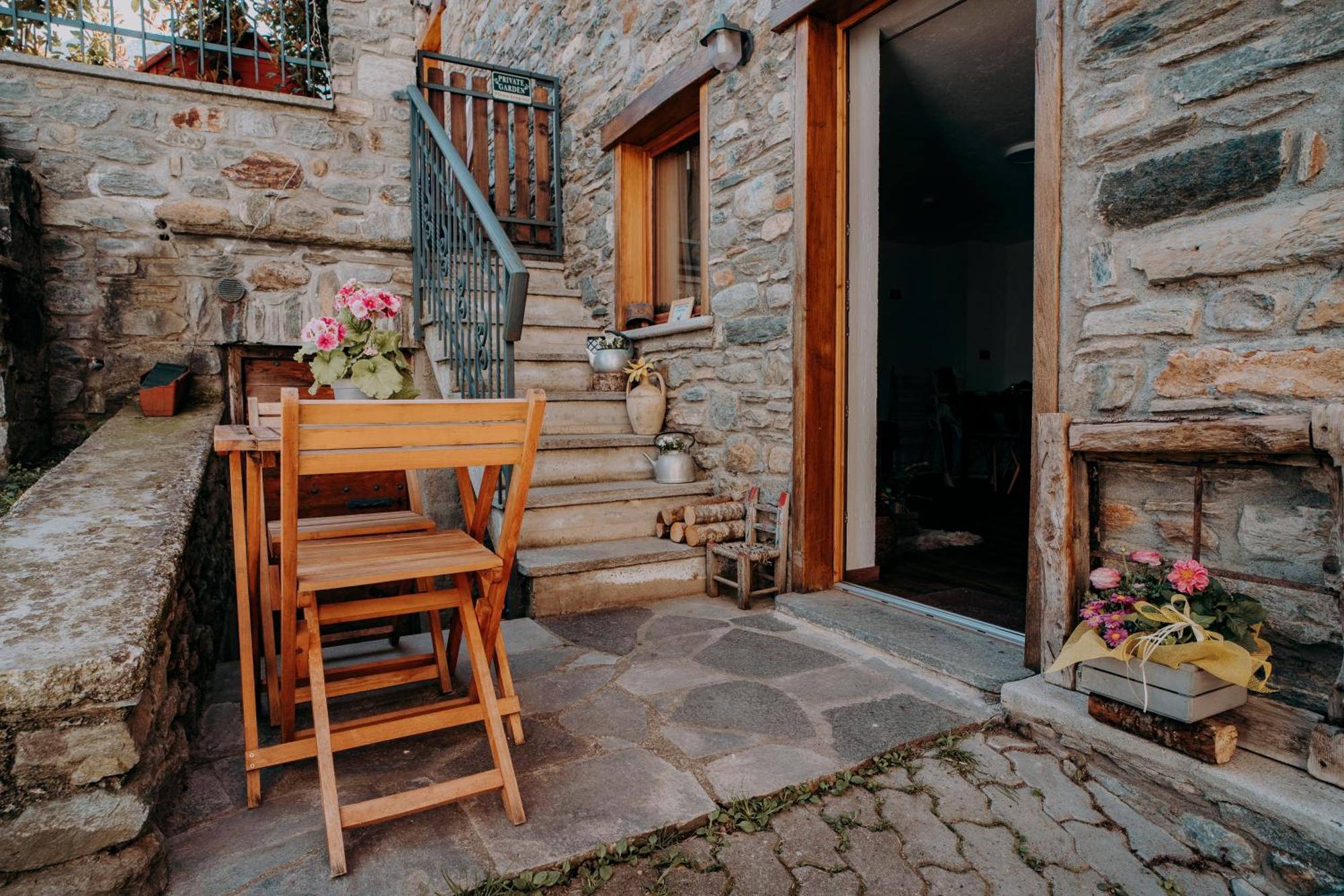 Le Chalet Du Village Chambave 外观 照片